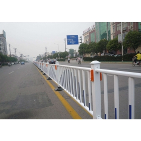 临沧市市政道路护栏工程